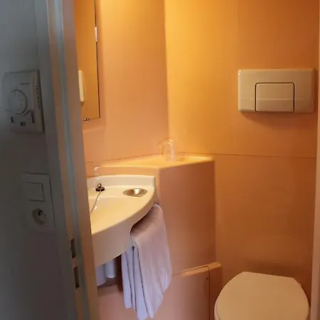 Premiere Classe Otel 3*