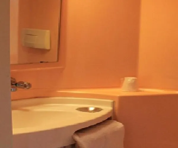 Premiere Classe Otel 3*