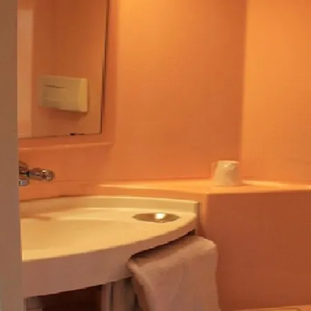 Premiere Classe Hotel 3*